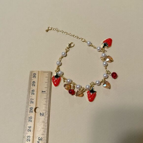 Strawberry bracelet N631 - Picture 4 of 4